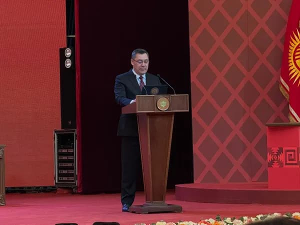 Садыр Жапаров: укрепление армии — ключевое условие суверенитета и стабильности Кыргызстана