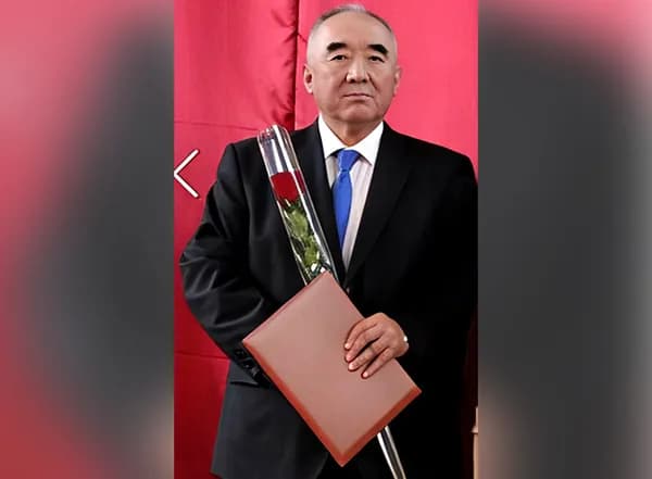 Марат Сагынбаев:  "Нам бы себя  не потерять  в бездне ИИ"