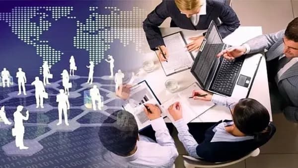 Президент призвал депутатов осваивать современные технологии