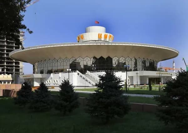 Дан Запашный,  Бони и цирковой  семафор…