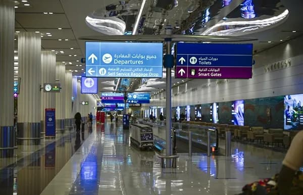 ОАЭ временно закрыли воздушное пространство страны на фоне атак со стороны Ирана