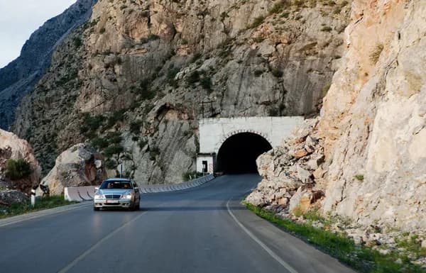 В Кыргызстане на высокогорном перевале Тоо-Ашуу появится ещё один тоннель