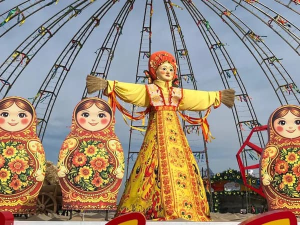 Блины, летающие сапоги и битва подушками