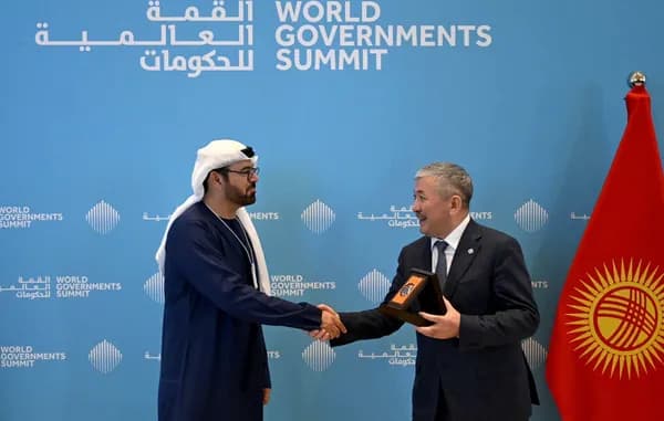 «Достук» в знак дружбы