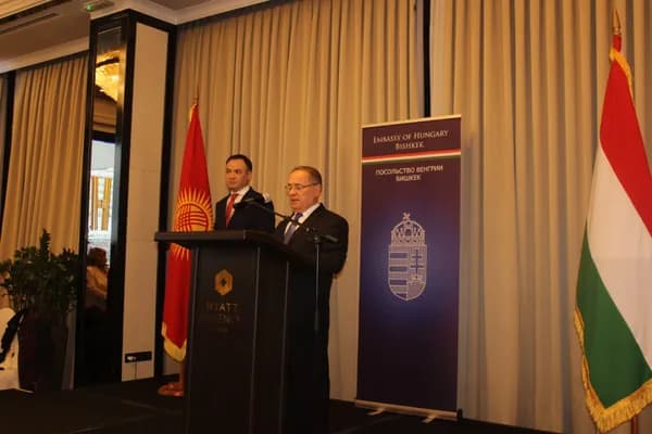 В Бишкеке отметили Национальный день Венгрии