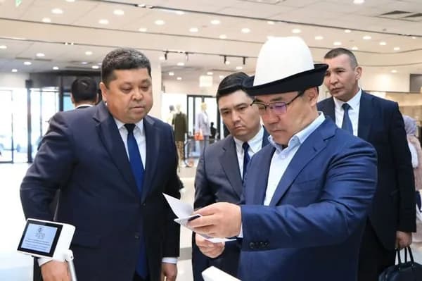 Президент Садыр Жапаров принял участие в тестовом дистанционном голосовании