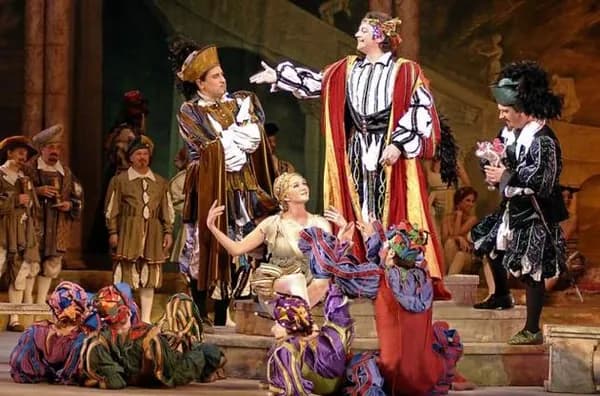 Кабинет Министров утвердил перечень артистов, имеющих право на пенсию за особые условия труда