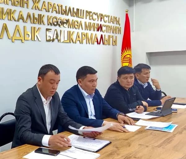 В Баткенской области усилят контроль за недропользователями для защиты почв от токсичного загрязнения