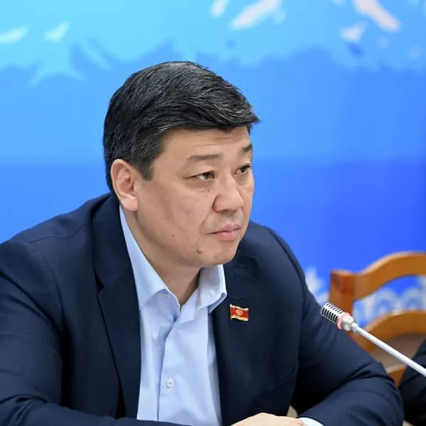 Бакыт Торобаев освобожден от занимаемой должности заместителя Председателя Кабинета Министров – министра водных ресурсов, сельского хозяйства и перерабатывающей промышленности