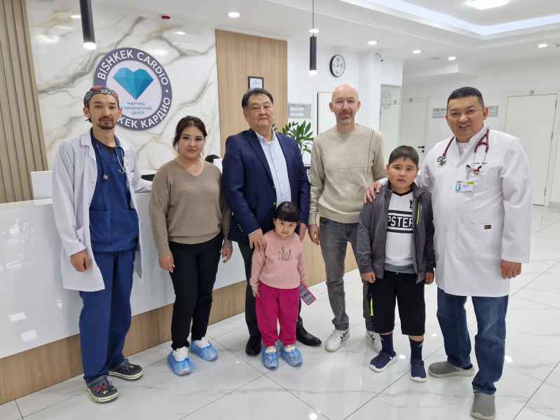 В Бишкеке провели коррекцию  врождённых пороков сердца у детей